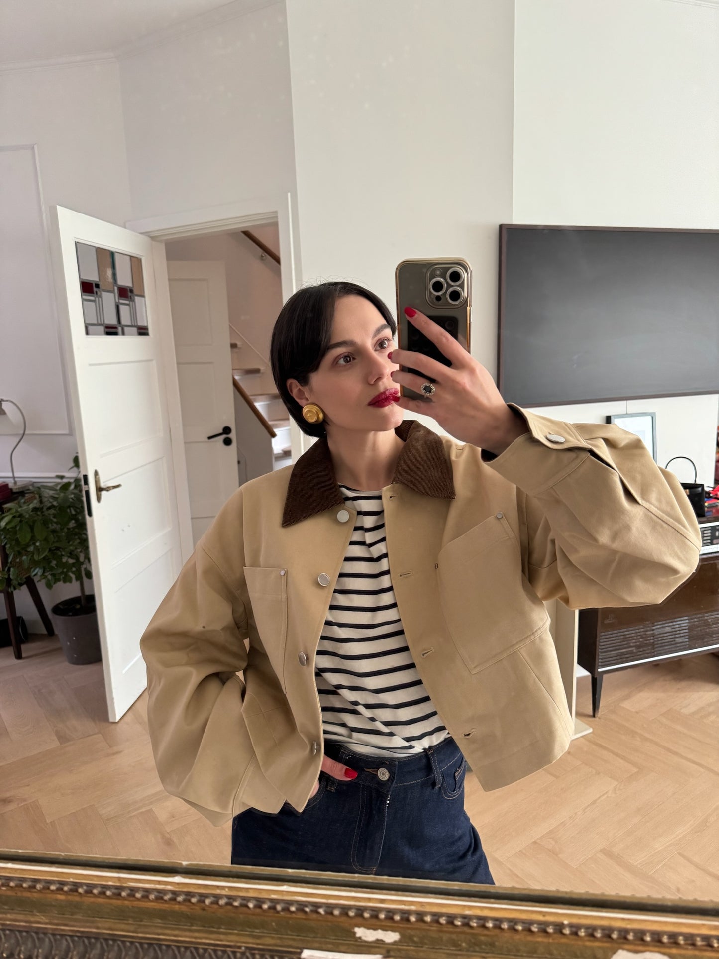 NINA RICCI (late 80s) statement clip-on earrings