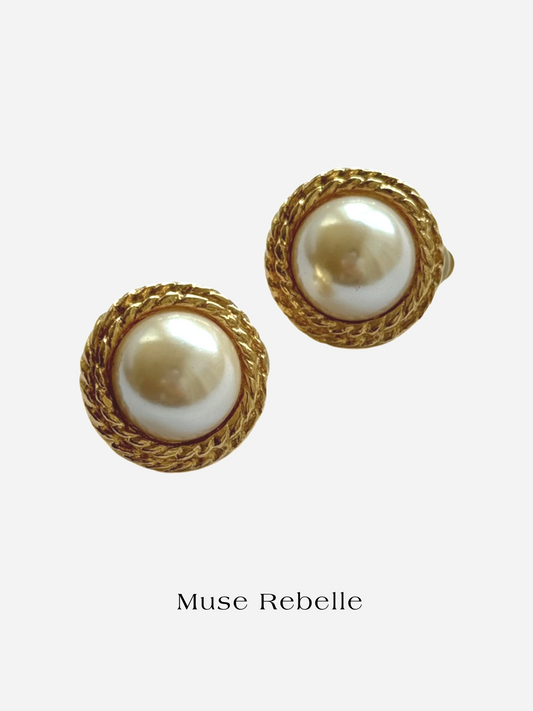 Une Perle Rare Natural Vintage Clip-On Earrings