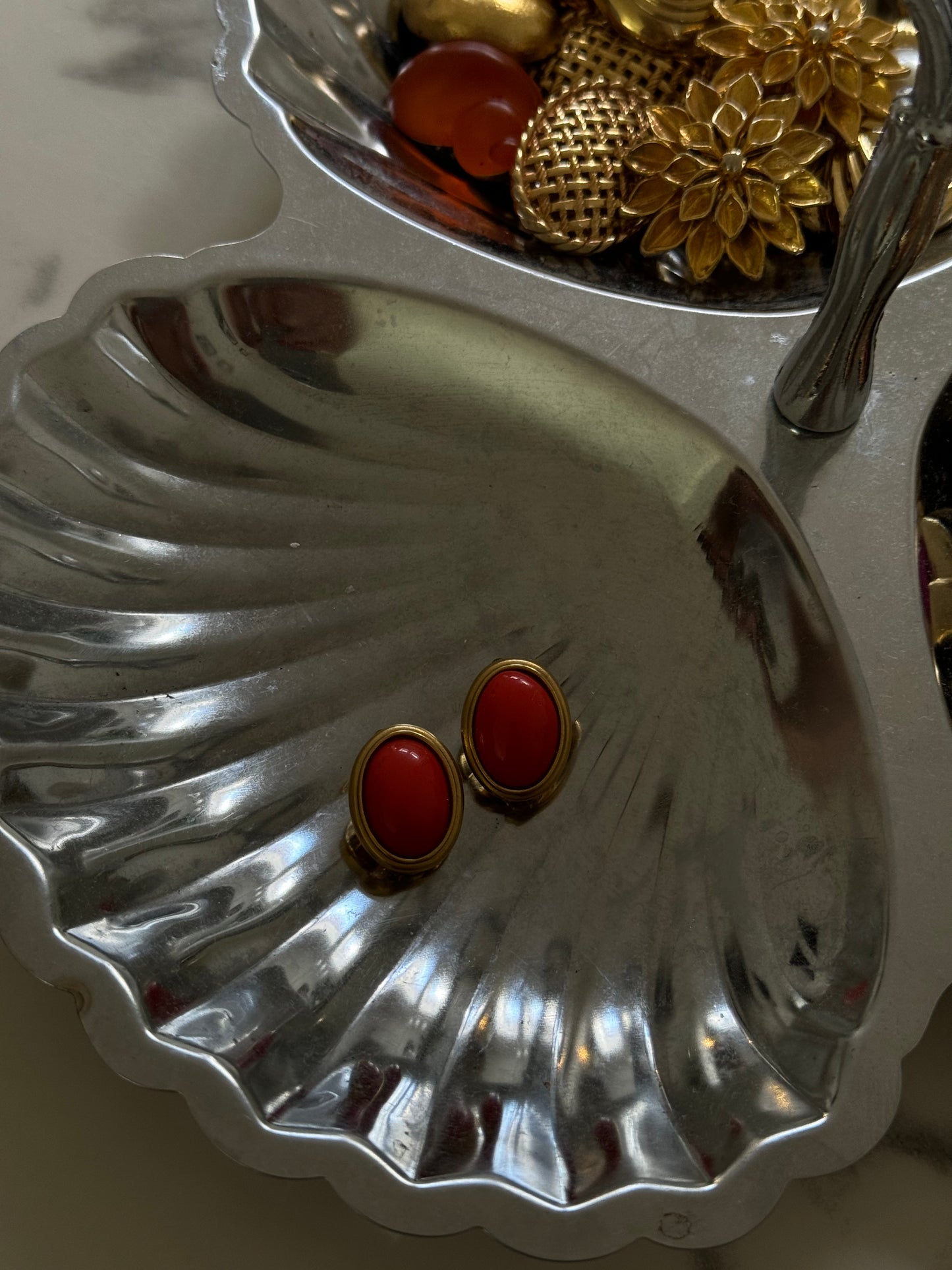 Madame Coral clip-on earrings