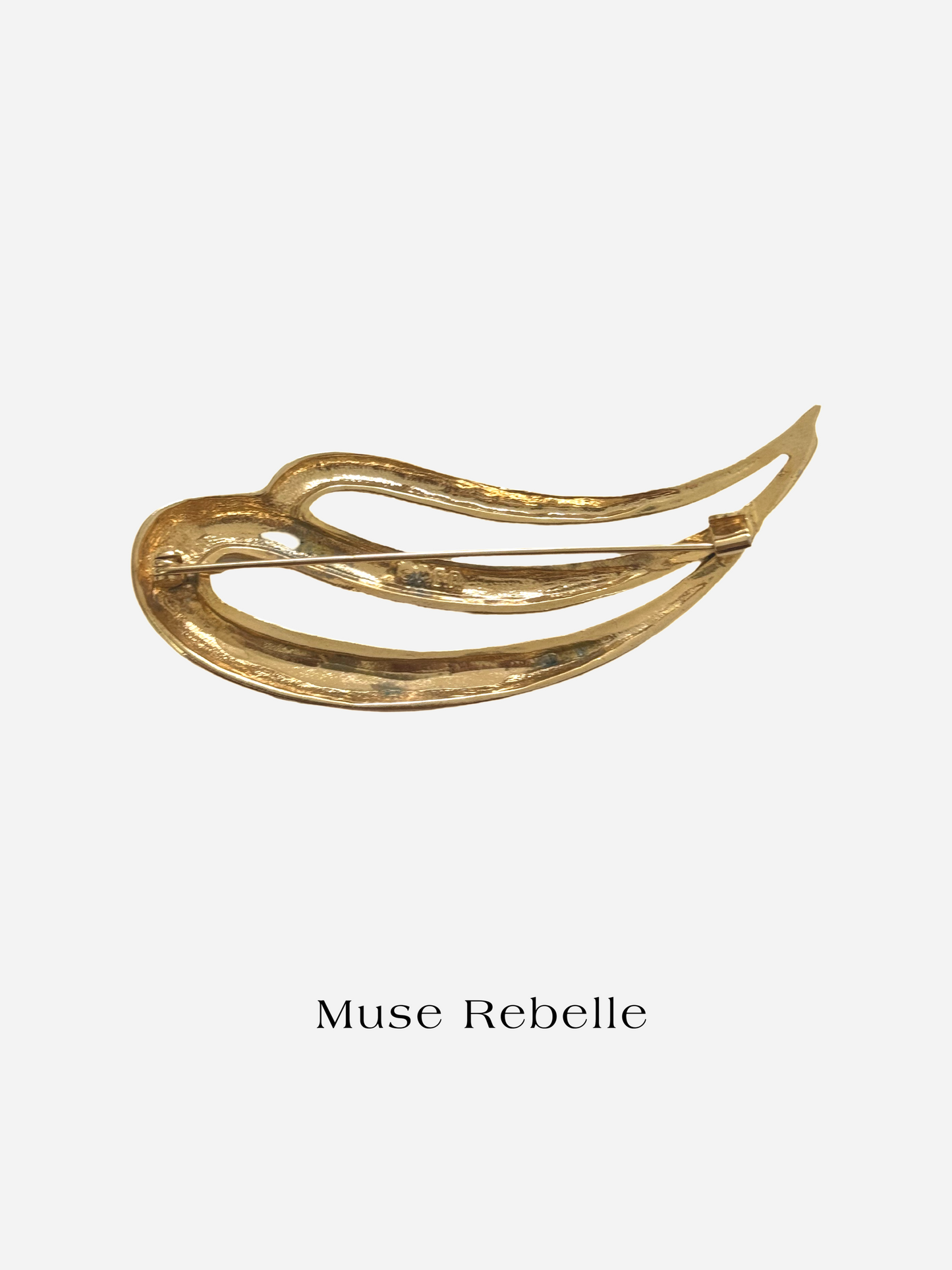 La dorée brooch