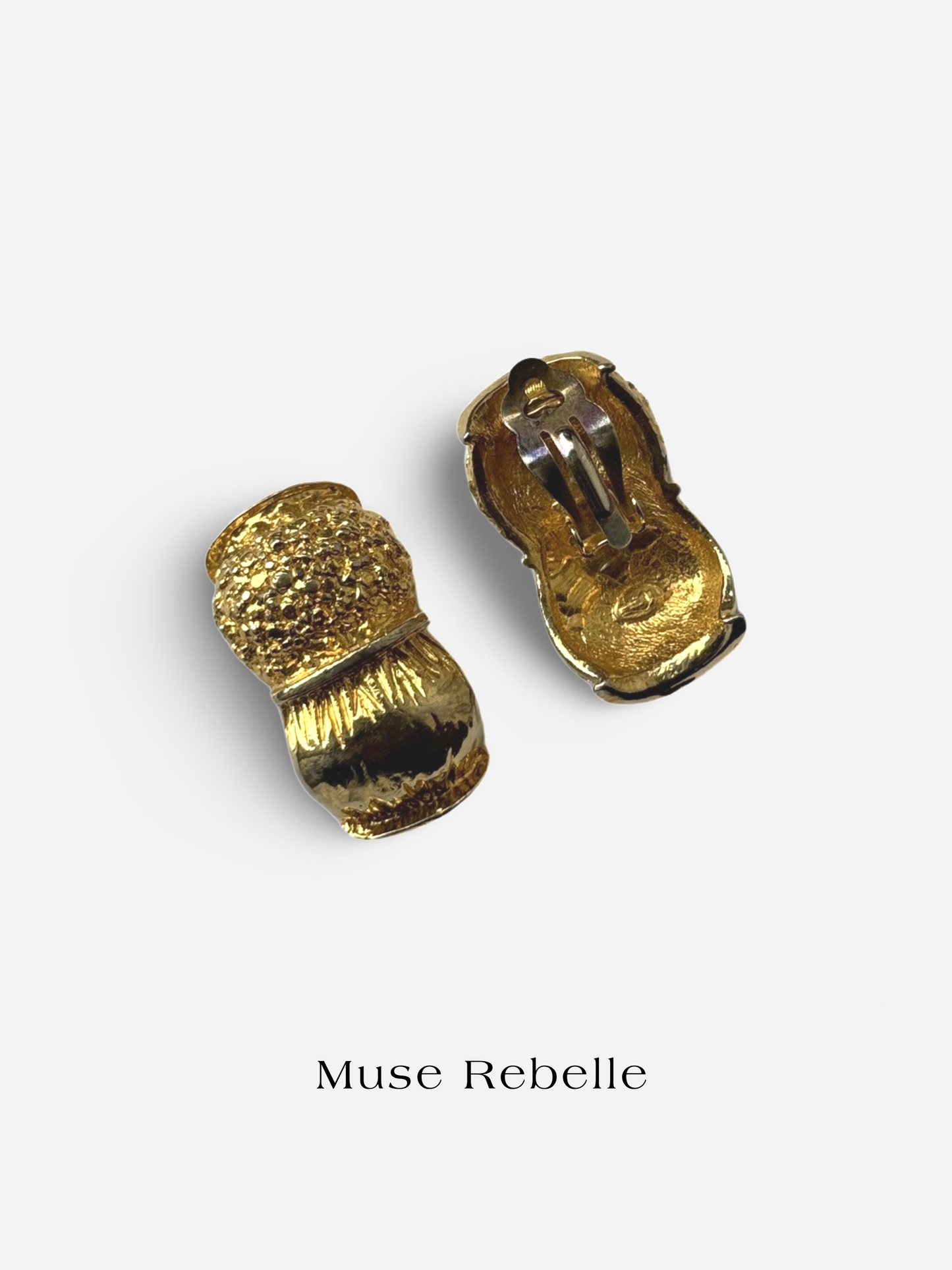 Amélie clip-on earrings