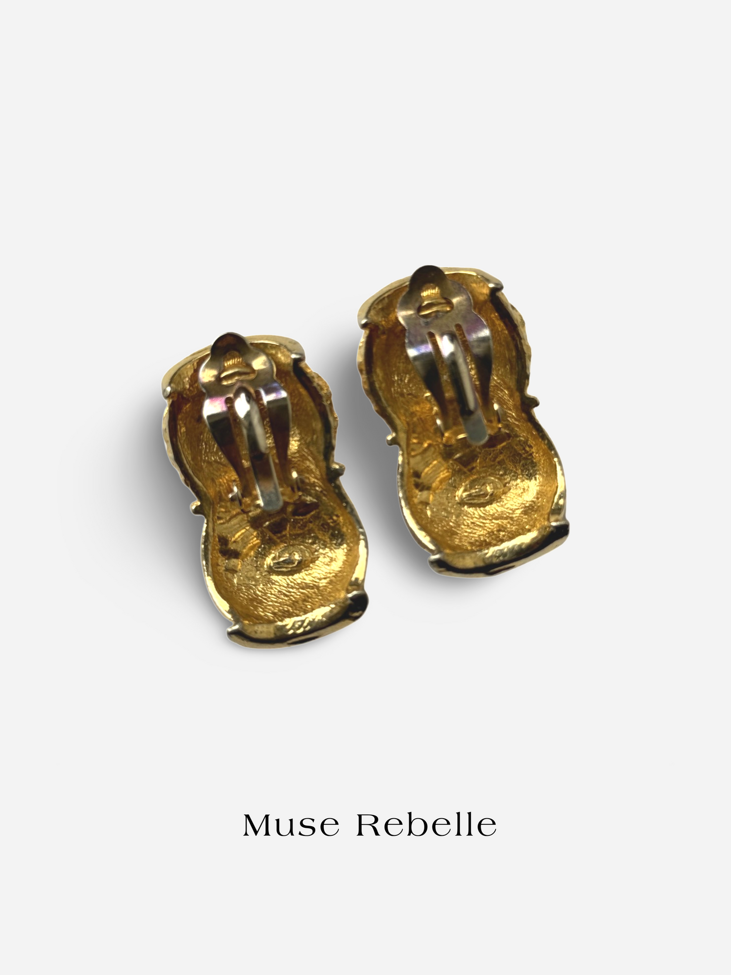 Amélie clip-on earrings