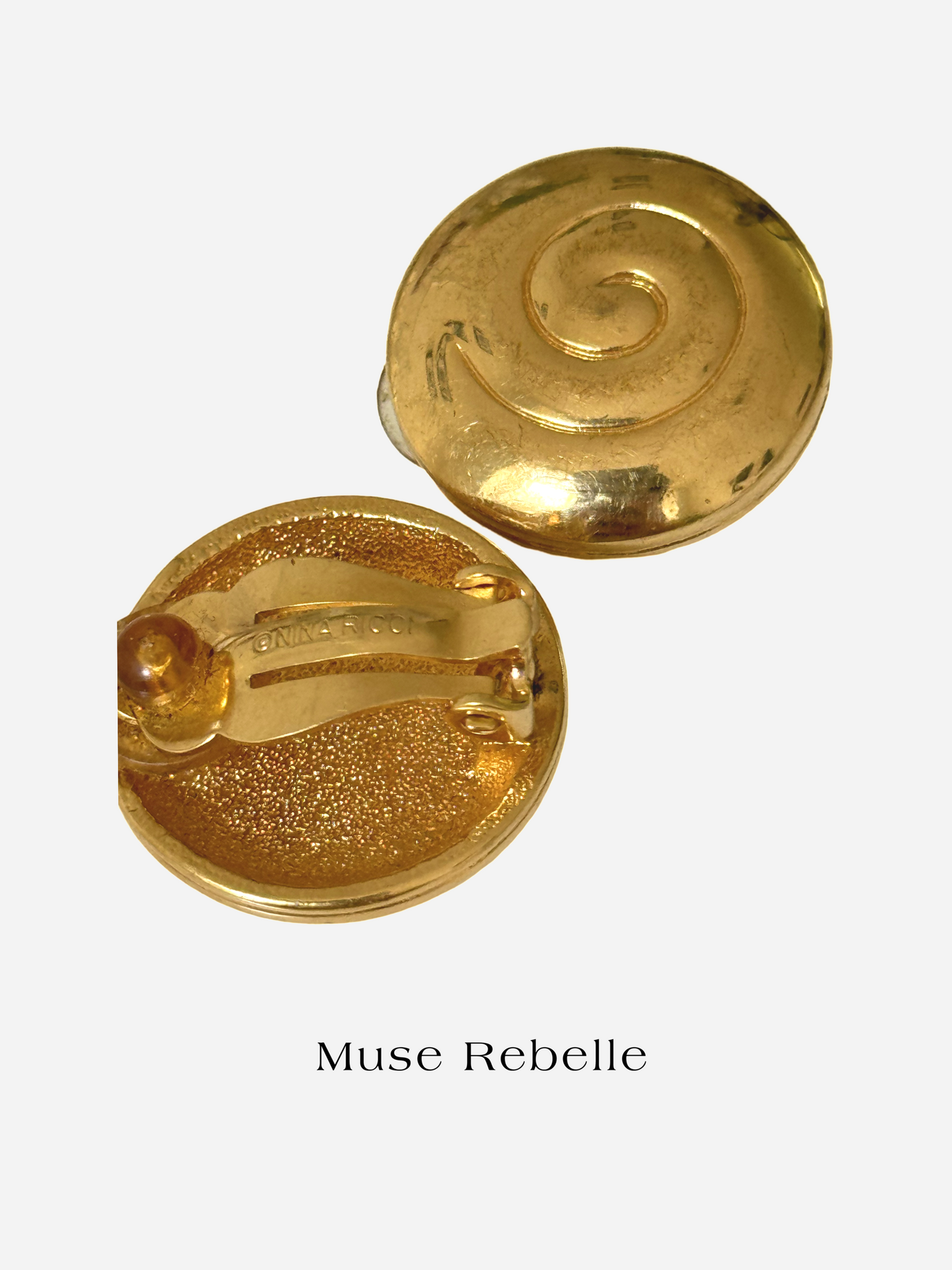 1990s Vintage NINA RICCI shell clip-on earrings