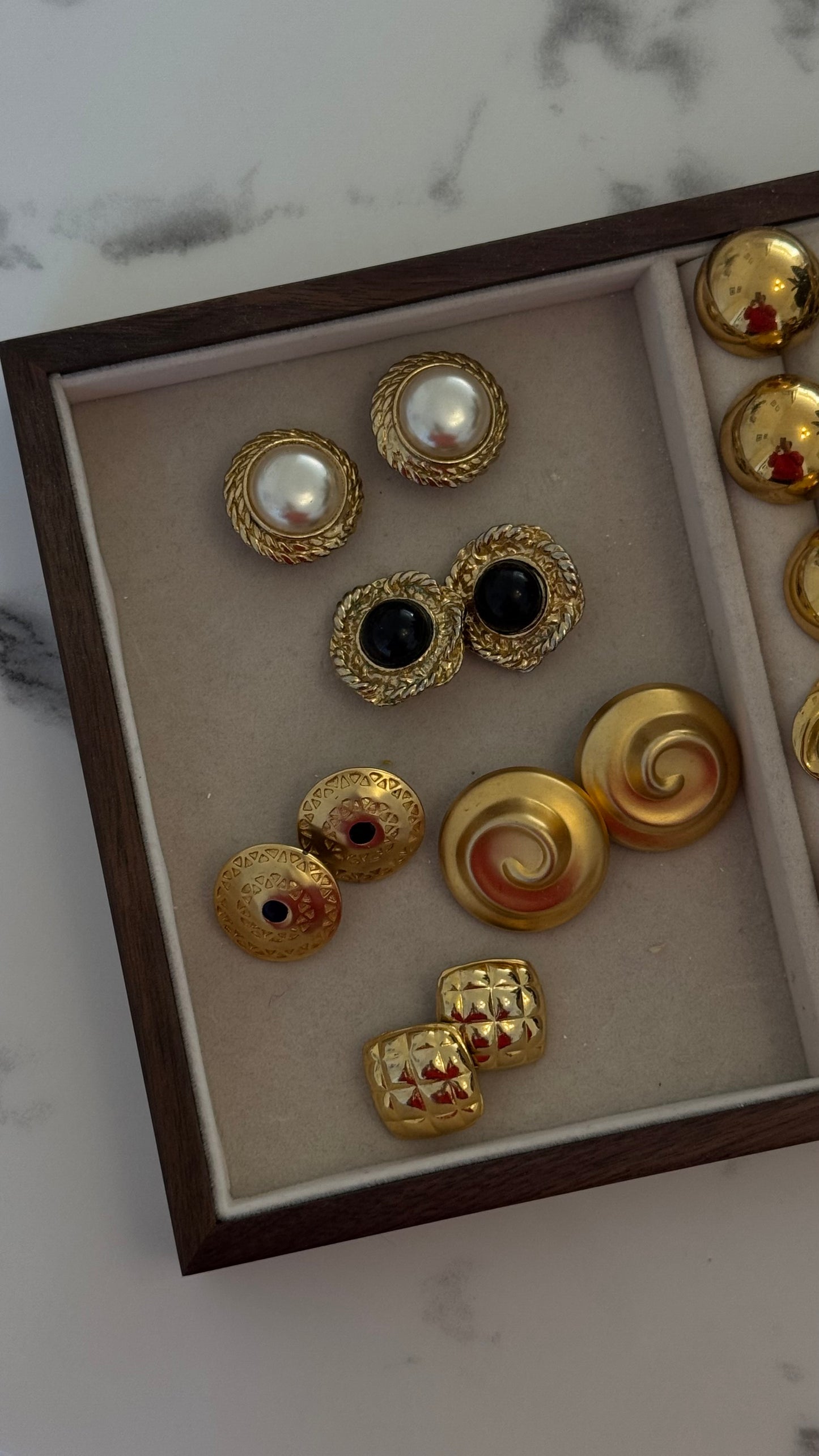 Alina clip-on earrings