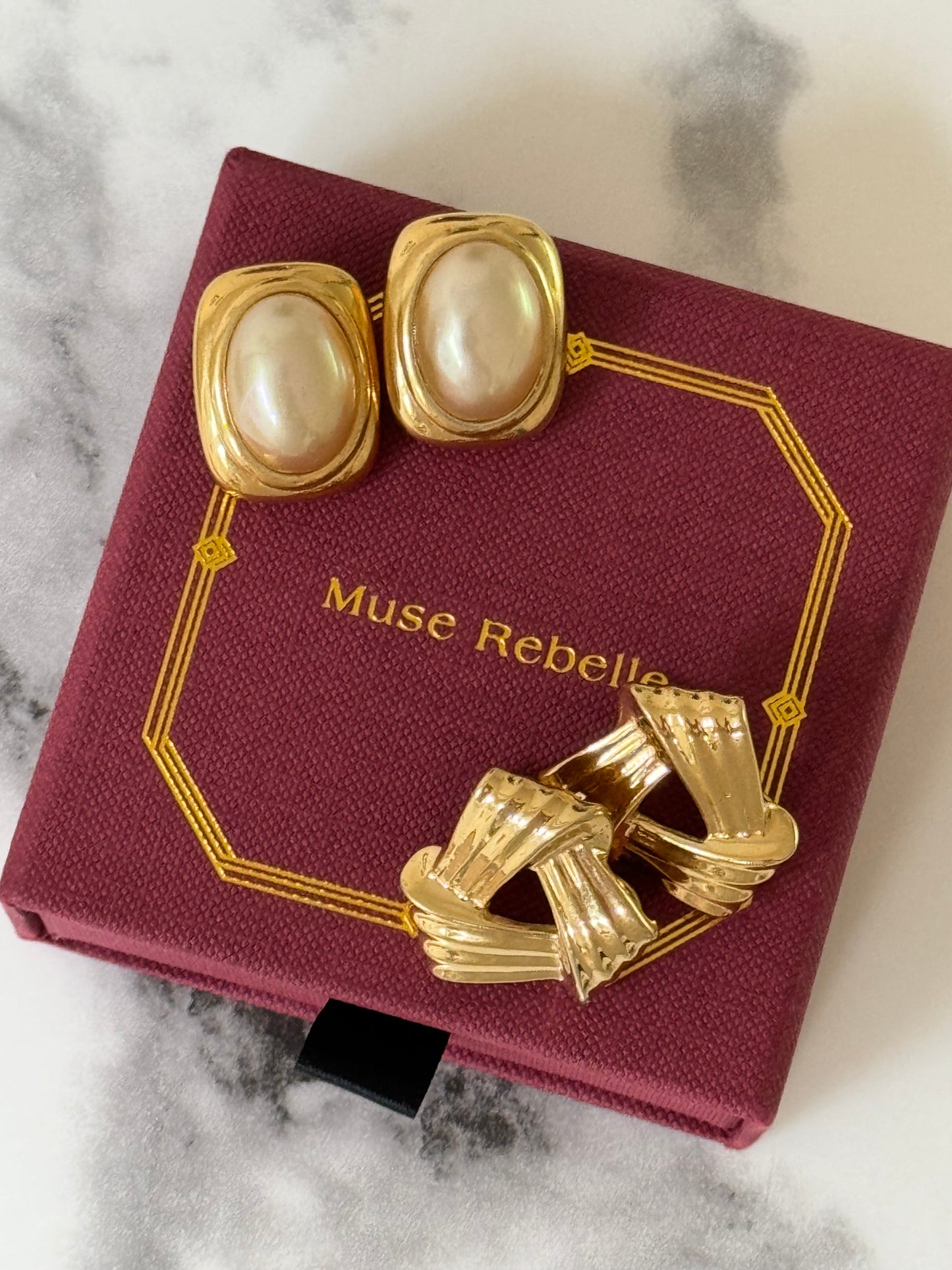 NINA RICCI pearl clip-on earrings