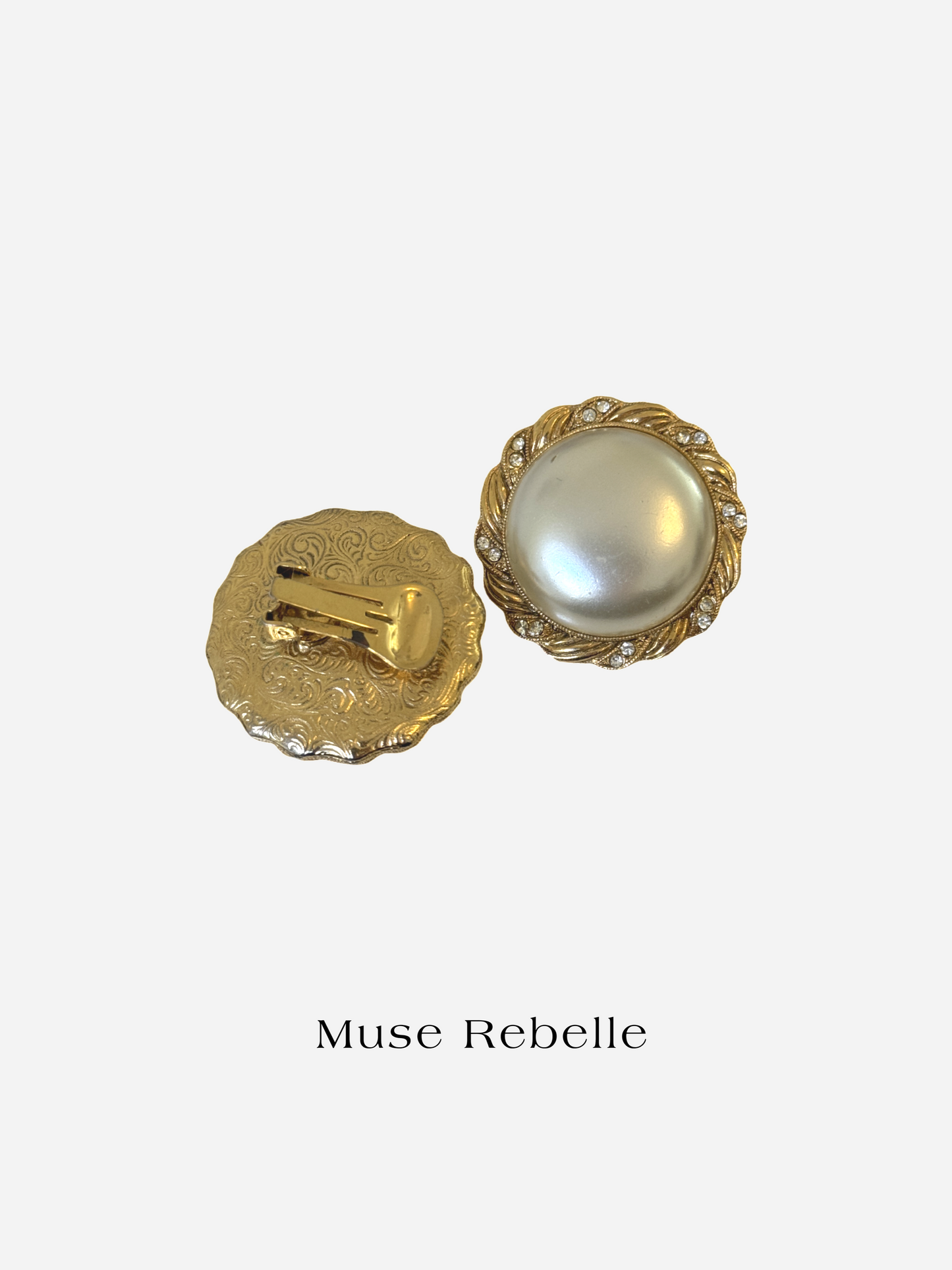 Célina pearl clip-on earrings