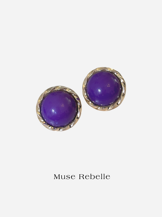 Violette clip-on earrings