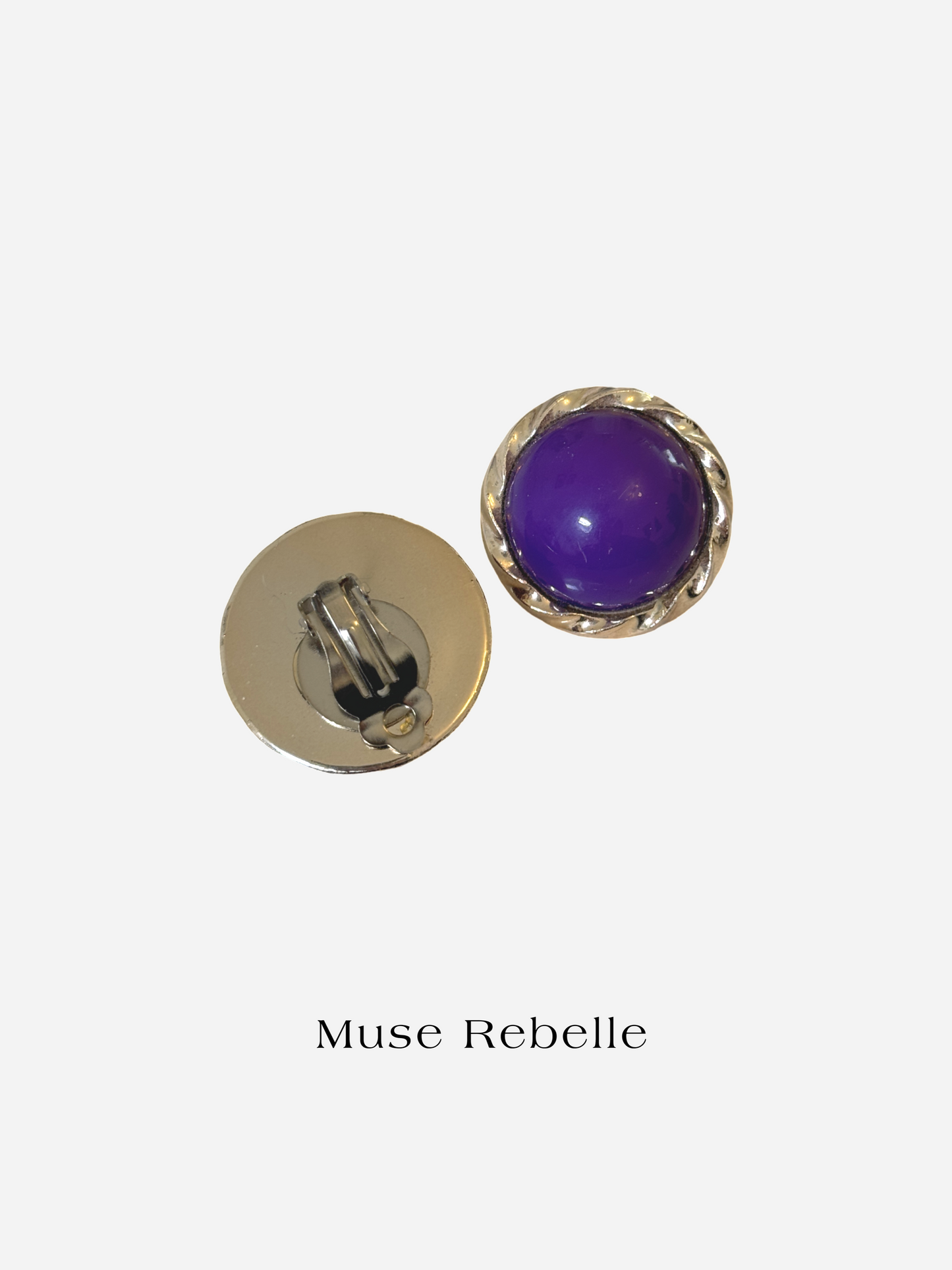 Violette clip-on earrings
