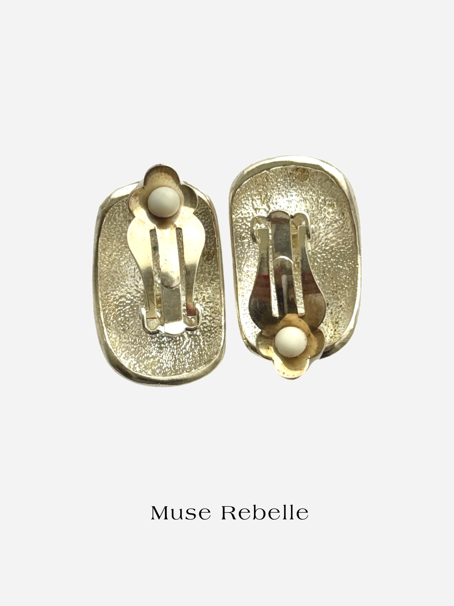 Le Caramel Vintage Clip-On Earrings